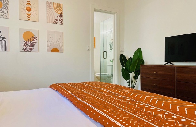 Belmont Heights Bungalow