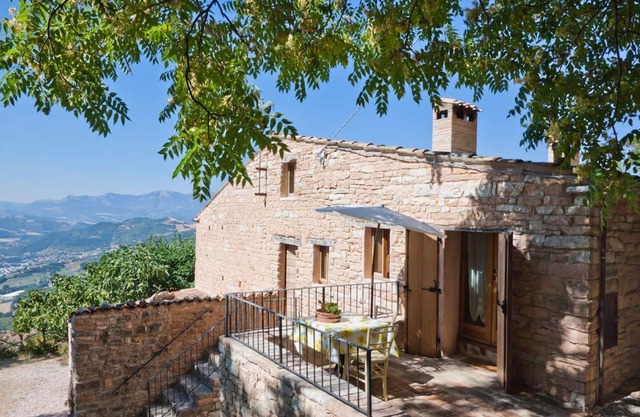 Belvilla by OYO Lovely Holday Home with Garden