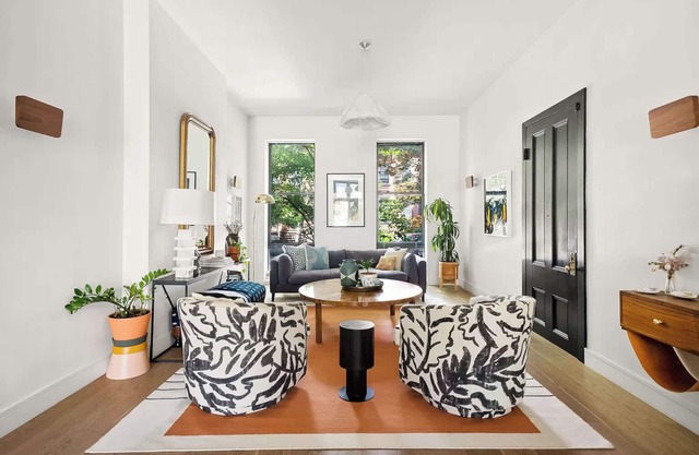 Bergen Place by Rove Triplex with Deck & Garden