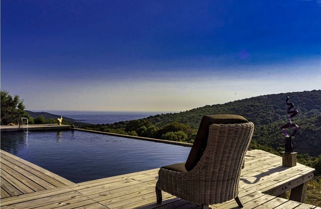 Bergeries corses swimming pool sea view near beach