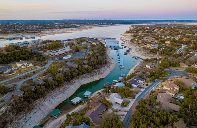 Bermuda Cove | Lake Travis Waterfront Home