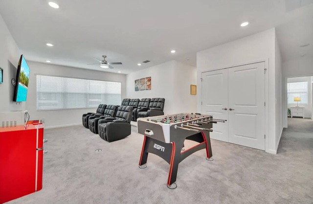 Best 2025 Rates 12BR Veranda Palms Oasis – Sleeps 31, Only 6 Miles to Disney