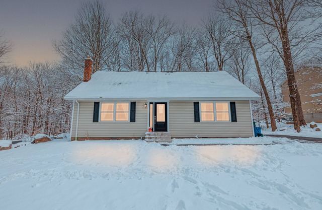 🍂Best Big lot🍂.PRiv. hot tub,king suite, g.room, fire p.Pool t.