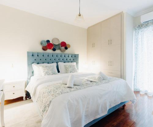 Best House Saint John, New Port of Patras