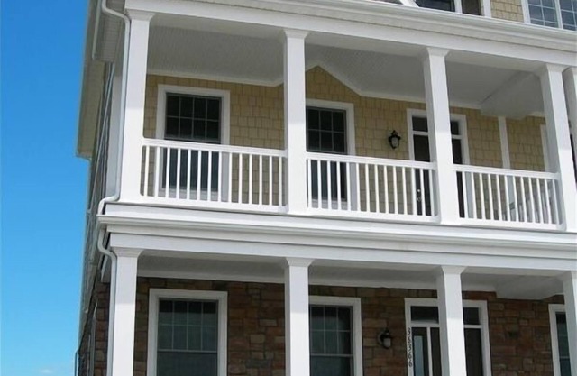 Best Price! Bayside Luxury Townhome Golf, Tennis Family Resort