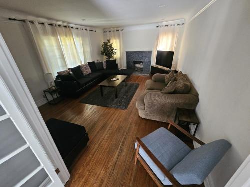 Best Prime Location Hollywood Private House