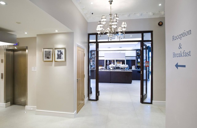 Best Western Chiswick Palace & Suites