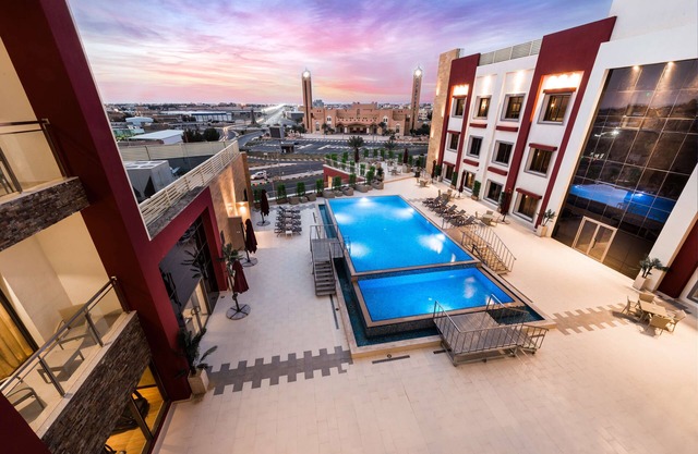 Best Western Plus Al Qurayyat City Center