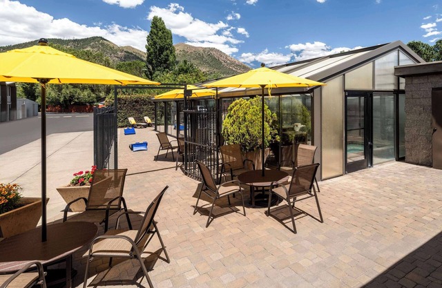 Best Western Pony Soldier Inn & Suites