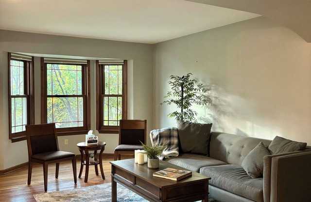 Between the ARK & the Creation, 10 acres Hiking Trails, Amazing Nature, Fire-pit