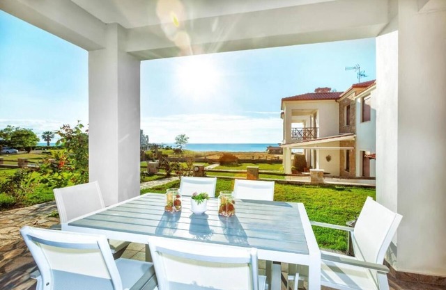 BH205 - C - Villa Chalkidiki