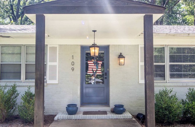 Bid Day Bunkhouse by Apex Short Term Stays