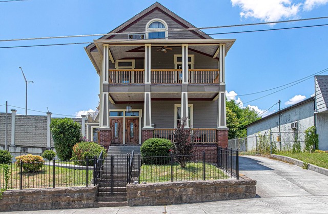 Big Orange Retreat: City Views, Game Room, Near Downtown