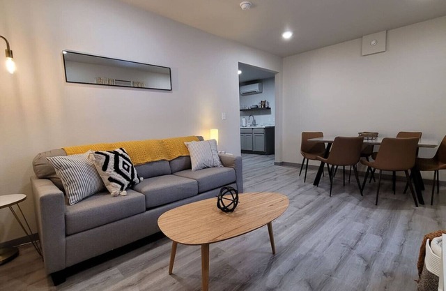 Bighorn Loft in Downtown Custer, Sleeps 6