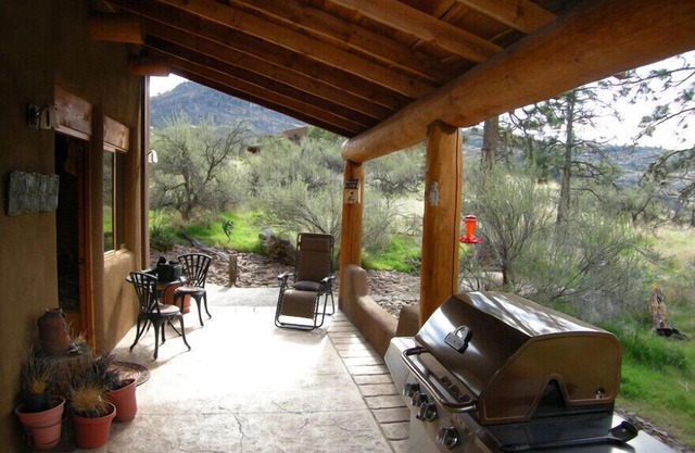 Bighorn Ridge 2-suite/1 bedroom EACH (SEPARATELY PRICED) Guest House - Bighorn Ridge 1-suite/1 bedroom Guest House