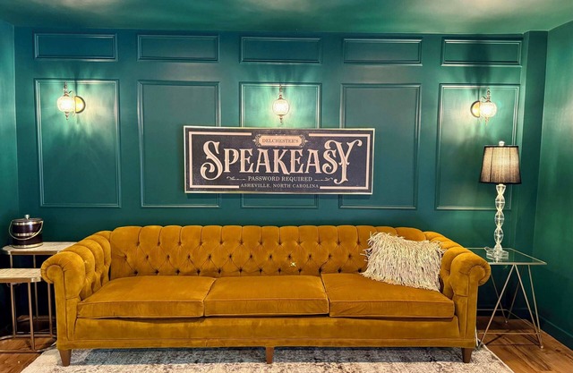 Biltmore Forest Retreat! Sauna Hot tub Game Rm