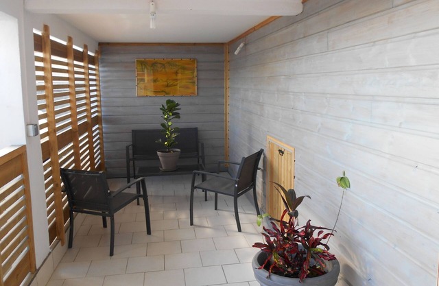 binbin's holiday villa + optional car rental