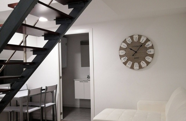 Bioma Imperial Minimalist Loft