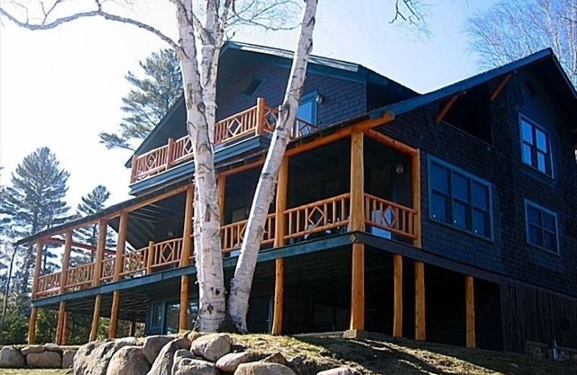 Birches Cottage on Historic Lpclub - Short Walk to Lake & Town