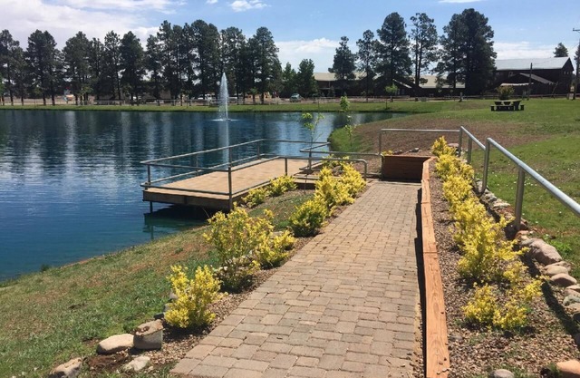 Bison Ranch cabin with water views