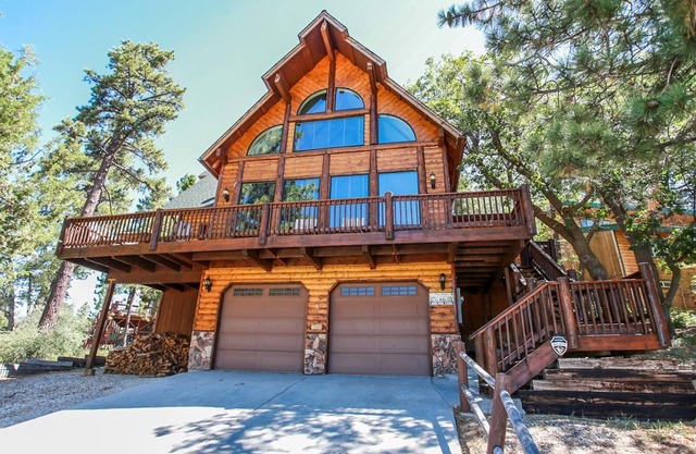Black Diamond Chalet Big Bear- Hot Tub- Games- Ski Lift Retreat