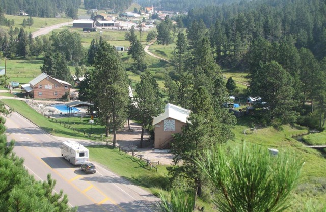 Black Hills Cabins at Quail's Crossing