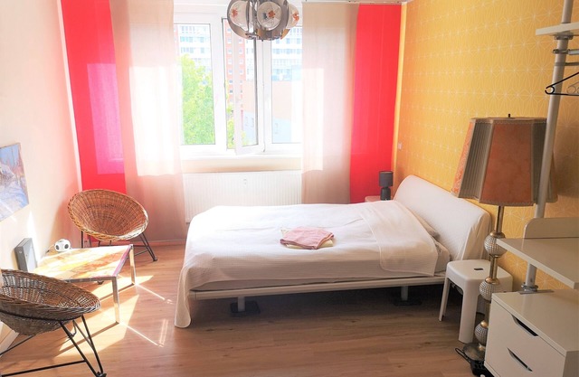 Blick auf den Fernsehturm vom Bett! Hell, Ruhig, Einzigartig