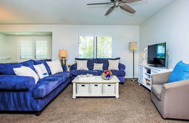 Blind Pass D204 - Short walk to the beach