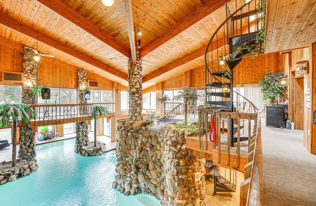 Bloomfield Retreat w/Pool: 6 Mi to Riverside Park