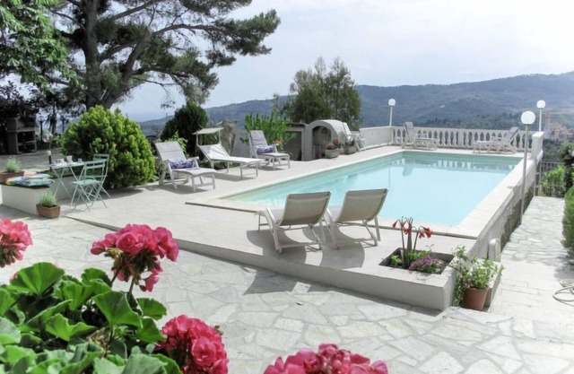 Blu Mediterraneo (PGI210) by Interhome