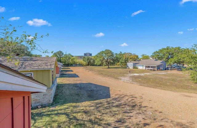 Blue Bungalow ~ less than a mile from TAMU