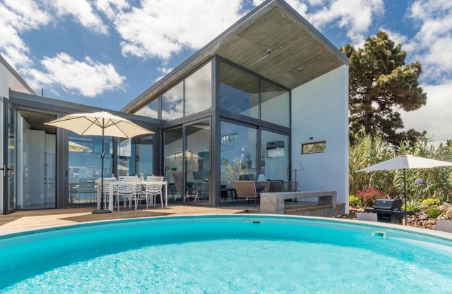 BLUE Casa by VILLA HAHN