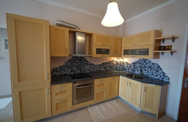 Blue Jasmine apartment