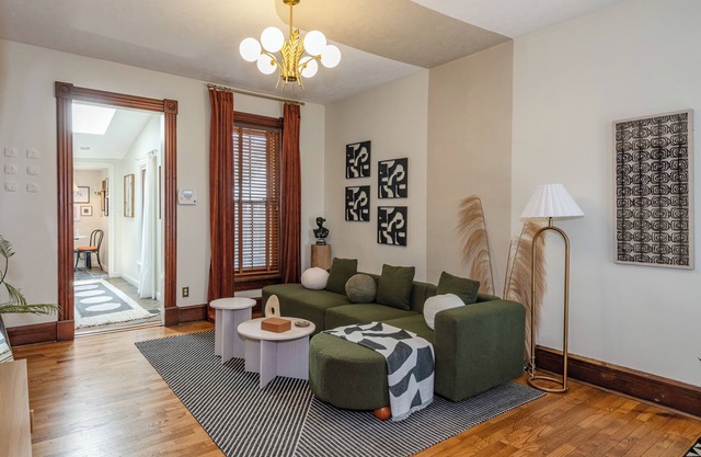 Blue on Sixth - Oregon District