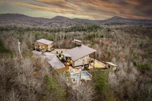 Blue Ridge - Pool - Hot Tub - Views