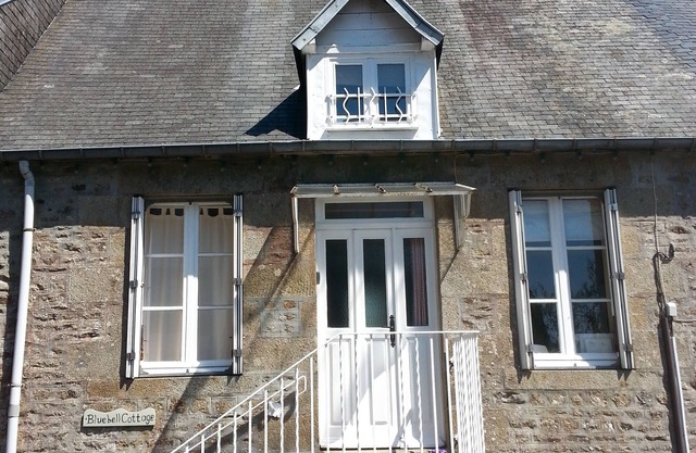 Bluebell Cottage 2 bedroom in the beautiful Normandie Countryside France