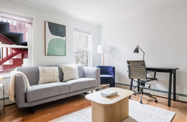 Blueground | S. Boston, w/d, balcony, nr ICA