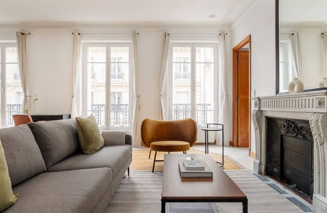 Blueground | Villiers, furnished, elevator