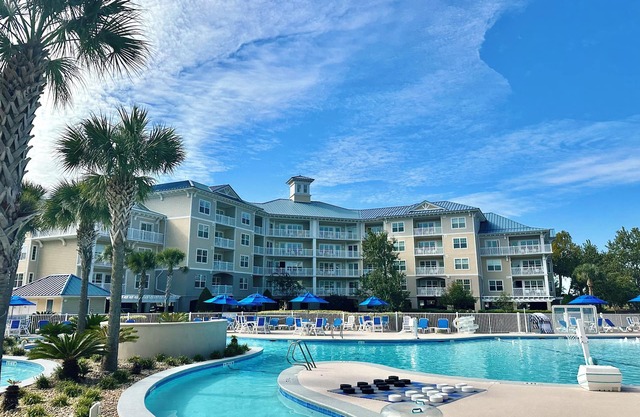 Bluewater Resort & Marina by Spinnaker Resorts