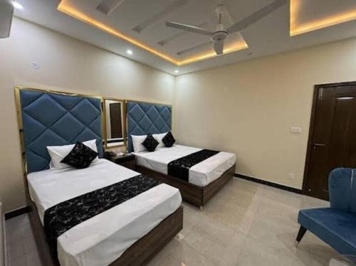 BNB Royal Galaxy Family Hotel