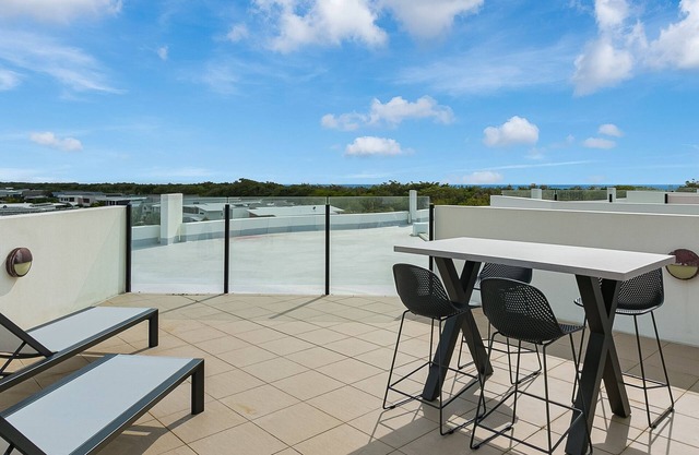 Boasting coveted north facing views and an unrivalled coastal lifestyle.