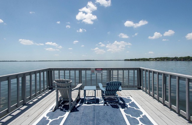 Boat Slip Available-Beautiful180 Degree View-Cedar Creek Lake