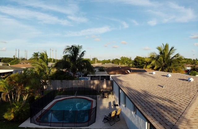 " BOCA BLING BLING" Spacious 4-bedroom house in Fabulous Boca Raton