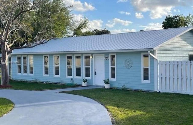 Bohemian Paradise- a 3 Bed 3 Bath, Tranquil Oasis