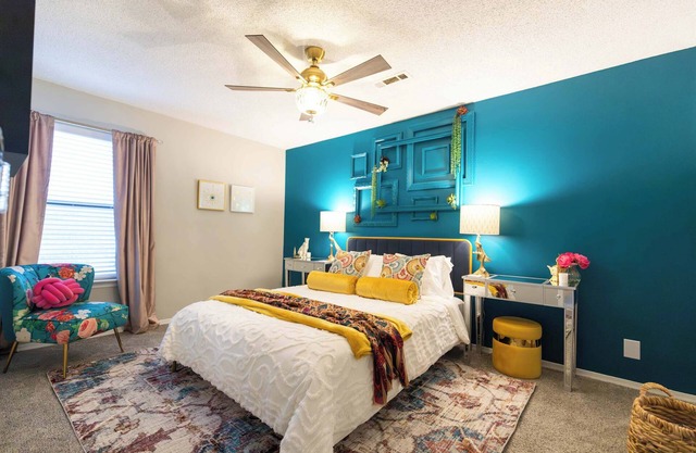 Boho Bungalow near DT Fayetteville & UofA