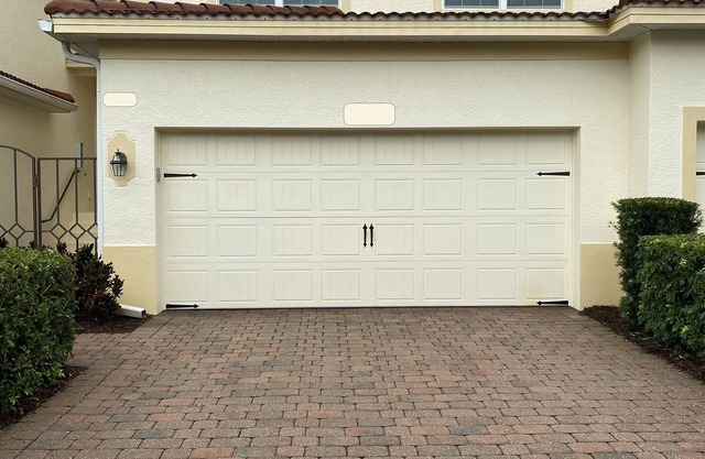 Bonita Springs, newly available and furnished residence in a gated community