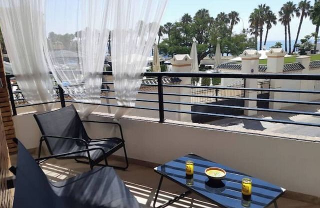 Bonito y lujoso apartamento en la playa en Málaga