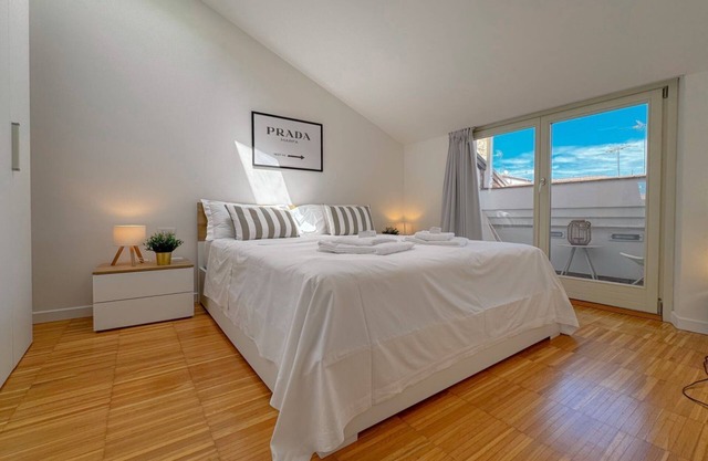 Borgo Seaside Loft - Modern & Charming