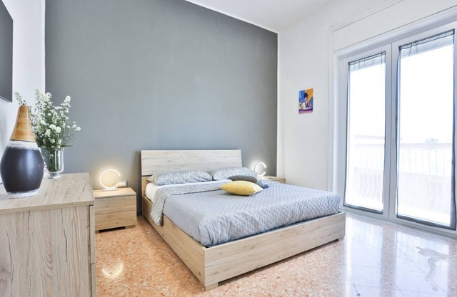 Boscoreale Vanilla Flat 2 with parking! x5