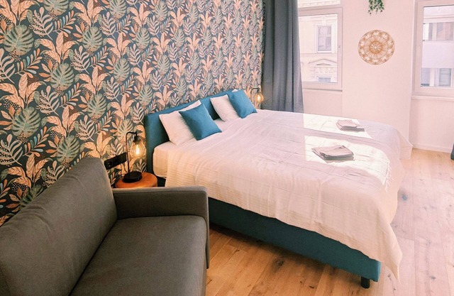 Botanical Garden + 2 Min to Metro U1 + Free Parking